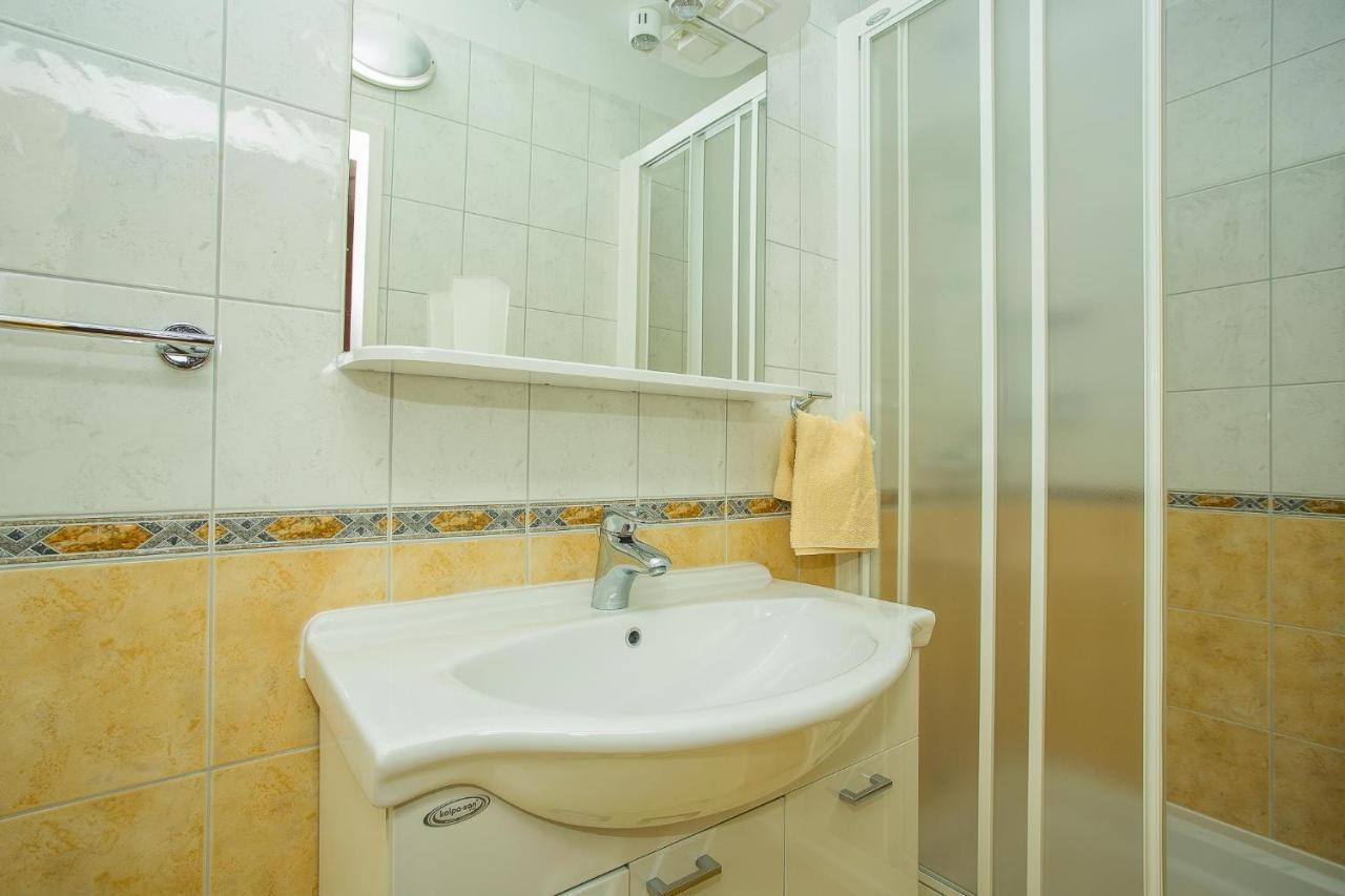 Palit Apartments Nada מראה חיצוני תמונה